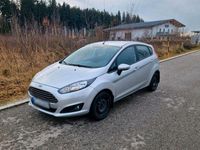 Gebraucht Ford Fiesta 101 PS (74 kW) 2015 Silber Kleinwagen