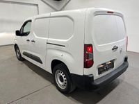 Gebraucht Opel Combo 131 PS (96 kW) 2020 Weiss Van / Kleinbus