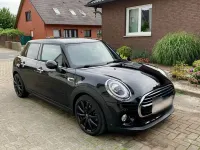 Second-hand Mini Cooper 136 CP (100 kW) 2018 Negru Hatchback