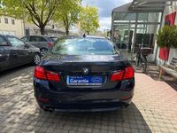 Gebraucht BMW 528 245 PS (180 kW) 2012 Blau Limousine