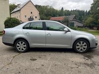 Usata VW Jetta 140 CV (102 kW) 2008 Argento Berlina