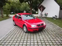 Gebraucht VW Bora 115 PS (84 kW) 1999 Rot Limousine