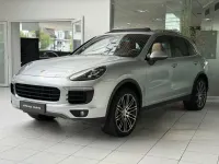 Gebraucht Porsche Cayenne Chrono 385 PS (283 kW) 2015 Silber SUV