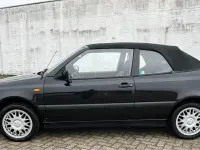 Gebraucht VW Golf 75 PS (55 kW) 2002 Schwarz Cabrio