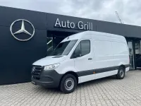 Gebraucht Mercedes Sprinter 170 PS (125 kW) 2025 Arktikweiß Van