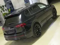 Gebraucht VW Tiguan Allspace R-line 200 PS (147 kW) 2023 Deep black (metallic) SUV
