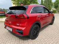 Gebraucht Kia e-Niro Spirit 150 kW (204 PS) 2021 (cr5) runway rot met SUV