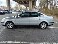 Gebraucht VW Passat Trendline 131 PS (96 kW) 2004 Grau Limousine