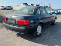 Używany Audi 80 90 KM (66 kW) 1994 Niebieski Sedan/Limuzyna