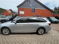 Gebraucht Skoda Octavia Ambition 116 PS (85 kW) 2021 Brilliantsilber metallic Kombi