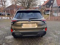 Neu Subaru Forester Active 136 PS (100 kW) 2026 Autumn green SUV