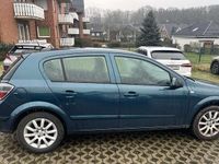 Gebraucht Opel Astra Elegance 84 PS (61 kW) 2007 Limousine