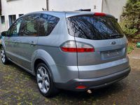 Gebraucht Ford S-MAX Titanium 140 PS (102 kW) 2008 Silber Van / Kleinbus