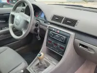 Second-hand Audi A4 131 CP (96 kW) 2001 Roșu Berlinǎ