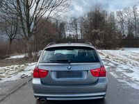 Gebraucht BMW 320 177 PS (130 kW) 2010 Kombi