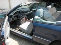 Gebraucht Mercedes E220 150 PS (110 kW) 1997 Blau Cabrio