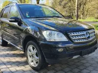 Gebraucht Mercedes ML280 190 PS (139 kW) 2008 Schwarz SUV