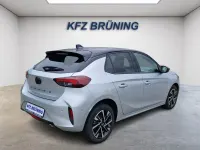 Gebraucht Opel Corsa 101 PS (74 kW) 2025 Kristall silber metallic / (metallic) Kleinwagen
