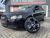 gebraucht Audi A3 1.6Attraction Klima LED 8-fach 17" Scheckheft