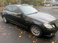 Gebraucht Mercedes E250 204 PS (150 kW) 2009 Schwarz Limousine