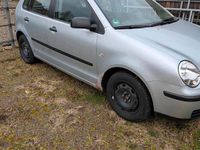 Gebraucht VW Polo 63 PS (46 kW) 2003 Silber Kleinwagen