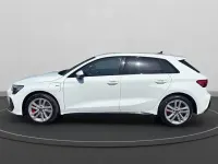 Gebraucht Audi A3 S-Line 177 PS (130 kW) 2026 Gletscherweiss Limousine