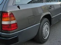 Gebraucht Mercedes 230 132 PS (97 kW) 1989 Grau Kombi