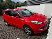 Gebraucht Ford Kuga 180 PS (132 kW) 2015 Rot SUV