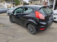 Gebraucht Ford Fiesta Trend 60 PS (44 kW) 2016 Schwarz Kleinwagen