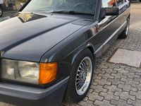 Gebraucht Mercedes 190 109 PS (80 kW) 1990 Schwarz Limousine