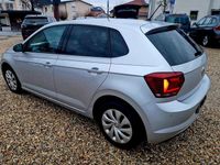 Gebraucht VW Polo Comfortline 75 PS (55 kW) 2018 Silber Kleinwagen