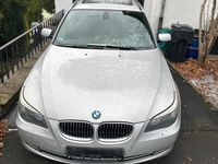 Gebraucht BMW 530 235 PS (172 kW) 2009 Silber Kombi