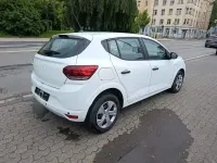 Gebraucht Dacia Sandero Essentiel 67 PS (49 kW) 2024 Weiß Limousine