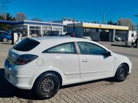 Gebraucht Opel Astra GTC 140 PS (102 kW) 2006 Weiß Coupé