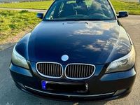 Gebraucht BMW 530 235 PS (172 kW) 2008 Blau Limousine