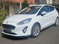 Gebraucht Ford Fiesta Titanium 101 PS (74 kW) 2018 Weiß Kleinwagen