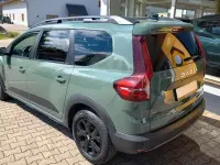 Gebraucht Dacia Jogger Extreme 101 PS (74 kW) 2023 Grün Van / Kleinbus