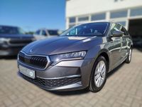 Neu Skoda Octavia Selection 150 PS (110 kW) 2025 Grau Kombi