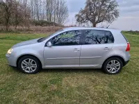Second-hand VW Golf IV 116 CP (85 kW) 2006 Argintiu Berlinǎ