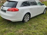 Gebraucht Opel Insignia 131 PS (96 kW) 2012 Weiß Kombi