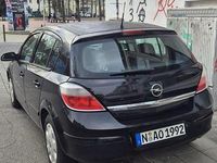 Second-hand Opel Astra 90 CP (66 kW) 2005 Negru Hatchback