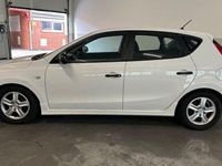 Gebraucht Hyundai i30 110 PS (80 kW) 2012 Andere Limousine