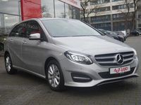 Gebraucht Mercedes B180 Style 122 PS (89 kW) 2016 Silber Van / Kleinbus