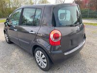 Usado Renault Modus 75 HP (55 kW) 2005 Andere farben Monovolume