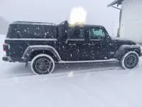 Używany Jeep Gladiator Overland 264 KM (194 kW) 2021 Czarny Pickup