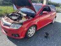Gebraucht Opel Tigra Sport 90 PS (66 kW) 2004 Rot Cabrio