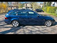 Gebraucht BMW 520 170 PS (125 kW) 2010 Blau Kombi