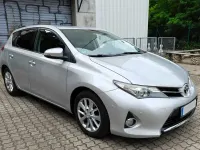 Gebraucht Toyota Auris Life+ 124 PS (91 kW) 2013 Silber Limousine