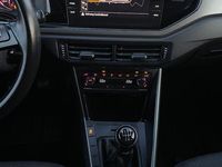 Gebraucht VW Polo Comfortline 75 PS (55 kW) 2018 Rot Kleinwagen