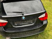 Gebraucht BMW 325 218 PS (160 kW) 2006 Schwarz Kombi